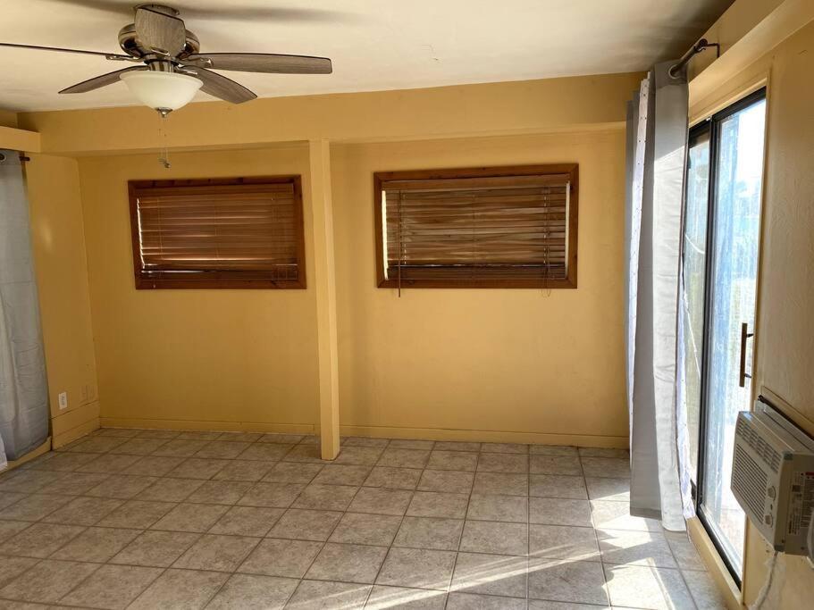 Entire House In Holiday home Port Charlotte